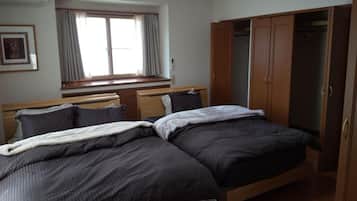 2 dormitorios, escritorio, tabla de planchar con plancha y wifi gratis