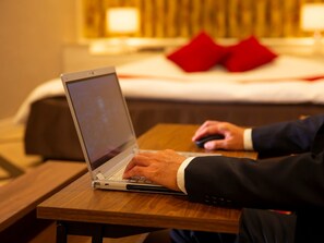 1 sovrum, skrivbord, gratis wi-fi och sängkläder