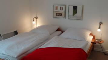 2 bedrooms, Internet