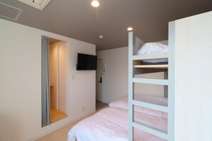 1 chambre, fer et planche à repasser, Wi-Fi gratuit, draps fournis
