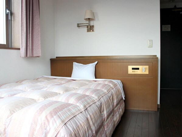 1 bedroom, desk, iron/ironing board, free WiFi - Room without meals 1 person welcome No smoking / Toyokawa Aichi (Toyokawa)