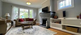 Charming heritage house 2-bedroom home in the heart of downtown.