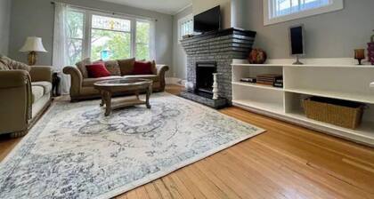 Charming heritage house 2-bedroom home in the heart of downtown.