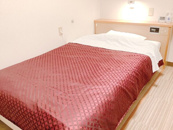 1 chambre, bureau, fer et planche à repasser, Wi-Fi gratuit