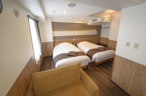 1 多间卧室、办公桌、熨斗/熨衣板、免费 WiFi