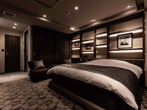 1 bedroom, desk, free WiFi, bed sheets - Smoking King double room with latest karaoke wi / Hiroshima Hiroshima (Hiroshima)