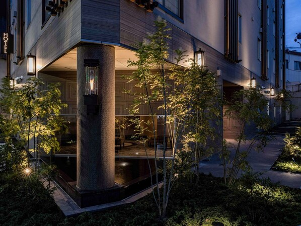 Exterior - Smoking King double room with latest karaoke wi / Hiroshima Hiroshima (Hiroshima)