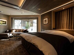 1 室のベッドルーム、デスク、WiFi (無料)、ベッドシーツ