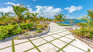 Unclassified image, 4 of 58, button - Waterfront 4-Bedroom Home on Private Peninsula w/ Private Dock! (Elbow Cay)