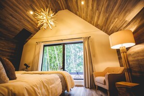 3 habitaciones, escritorio, tabla de planchar con plancha y wifi gratis 