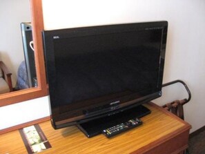 1 quarto, escrivaninha, ferros/tábuas de passar roupa, Wi-Fi de cortesia