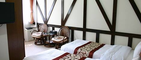 1 bedroom, desk, free WiFi, bed sheets