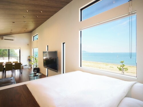 Type Tsquare 1night Rental villa overlooking the sea / Awaji Hyōgo
