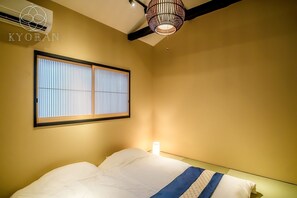 2 عدّة غرف نوم ومكتب وواي فاي مجانًا وملاءات أسرّة