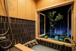 星評価なしの画像、5 / 12、ボタン