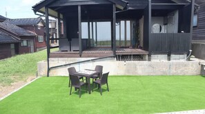 屋外ダイニングエリア