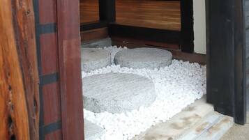 Enceinte de lâhĂ©bergement