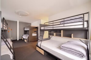 2 chambres, bureau, Wi-Fi gratuit, draps fournis