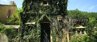 英国アンティークコテージB&B ツイン 朝食付き / 亀岡市 京都府