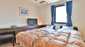 1 bedroom, desk, free WiFi, bed sheets