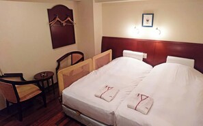 1 Schlafzimmer, Schreibtisch, Bügeleisen/Bügelbrett, kostenloses WLAN