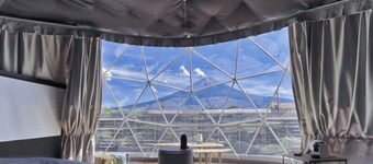 Nekoana Glamping Dome House / Minamitsuru-gun Yamanashi