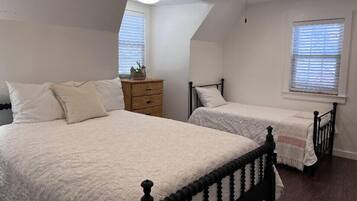 2 chambres, bureau, Wi-Fi gratuit, draps fournis