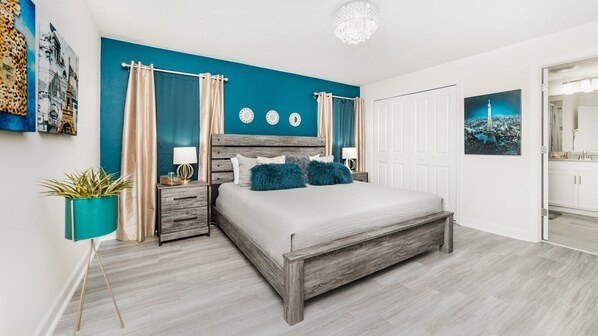 4 chambres, bureau, fer et planche à repasser, accès au Wi-Fi (inclus)