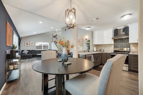 Sacramento Retreat w/ Pool, Tub, & Backyard Golf Oasis