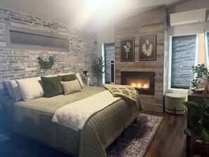 2 habitaciones, tabla de planchar con plancha y cuna de viaje 