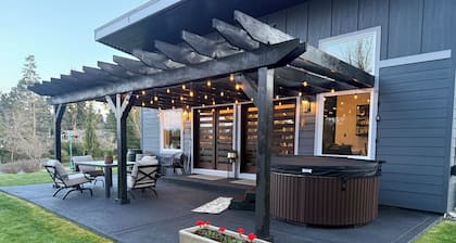 5 STAR Modern Bungalow in the heart of Downtown