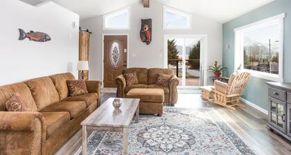 A-View
Come stay with us in fall, winter and spring.