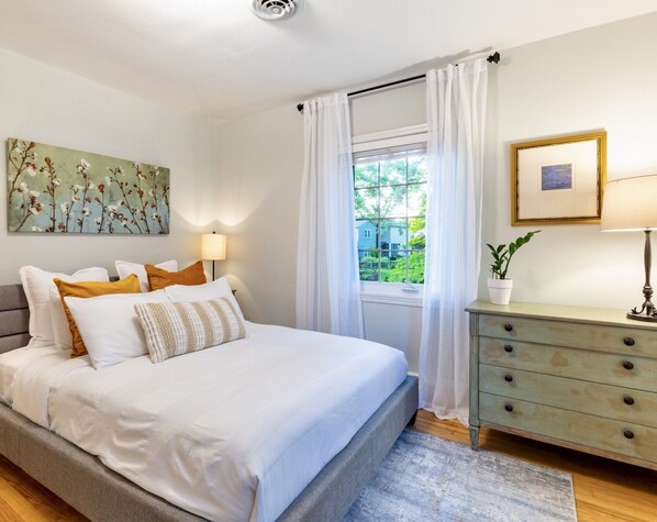 2 bedrooms, iron/ironing board, travel cot, WiFi