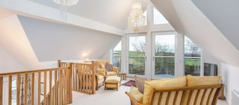 Orchard House - UK40946