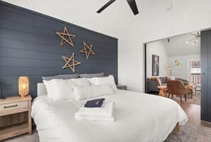 2 Schlafzimmer, Zimmersafe, Bügeleisen/Bügelbrett, WLAN