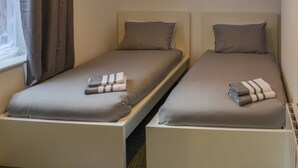 Uklassifisert bilde, 3 av 10, knapp