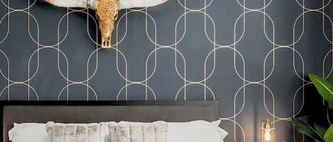 3 bedrooms, in-room safe, desk, iron/ironing board