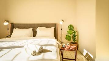 1 bedroom, iron/ironing board, free WiFi