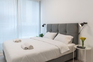3 habitaciones, tabla de planchar con plancha y wifi gratis 