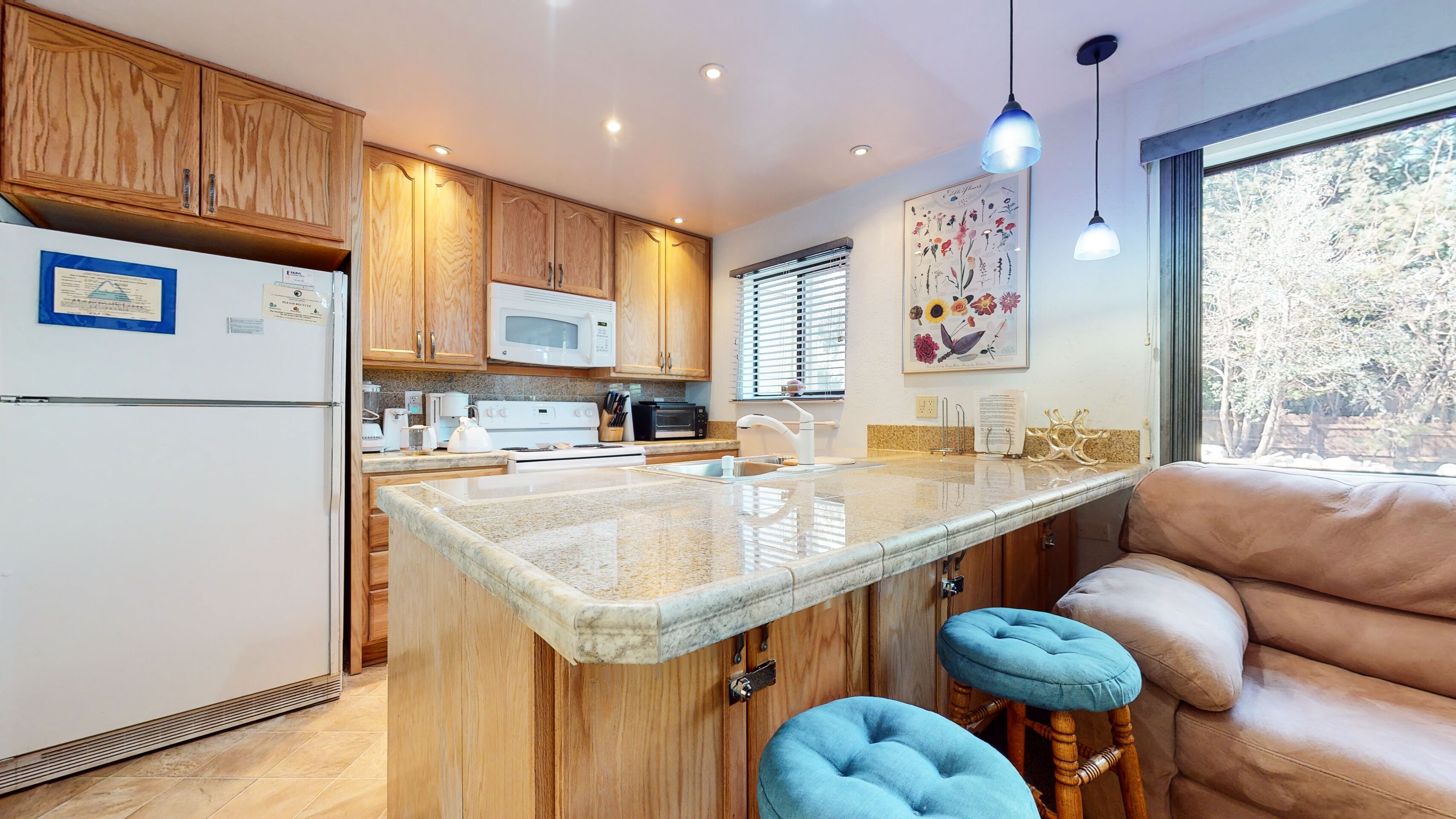 Condo, 1 Queen Bed with Sofa bed, Patio, Mountain View (La Vista Blanc) | Private kitchen | Coffee/tea maker