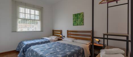 3 chambres, bureau, Wi-Fi, draps fournis