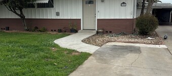 2 bedroom 1 bath home. In the heart of madera.