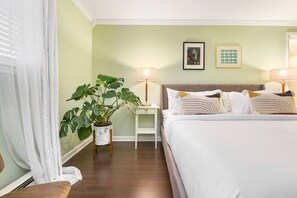 2 Schlafzimmer, Schreibtisch, Bügeleisen/Bügelbrett, kostenloses WLAN