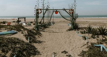 Charming House Between the Forest and the sea