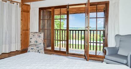 Lovely home in Loisia