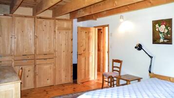 6 soverom, reiseseng for barn og wi-fi (inkludert)