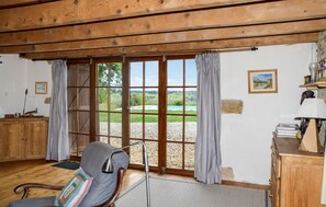 Interior - Beautiful home in Loisia with WiFi (Loisia)