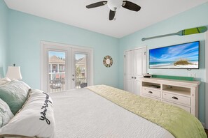 4 habitaciones, tabla de planchar con plancha, wifi y ropa de cama