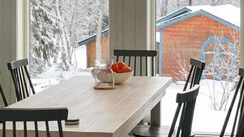 تناول الطعام