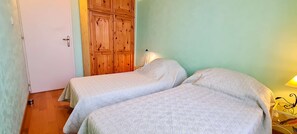 2 عدّة غرف نوم